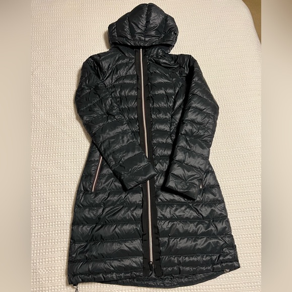 Lululemon 3 in 1 Jacket - Picture 4 of 8